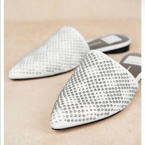 DOLCE VITA ELVAH WHITE STUDDED POINTED TOE FLATS, size 7